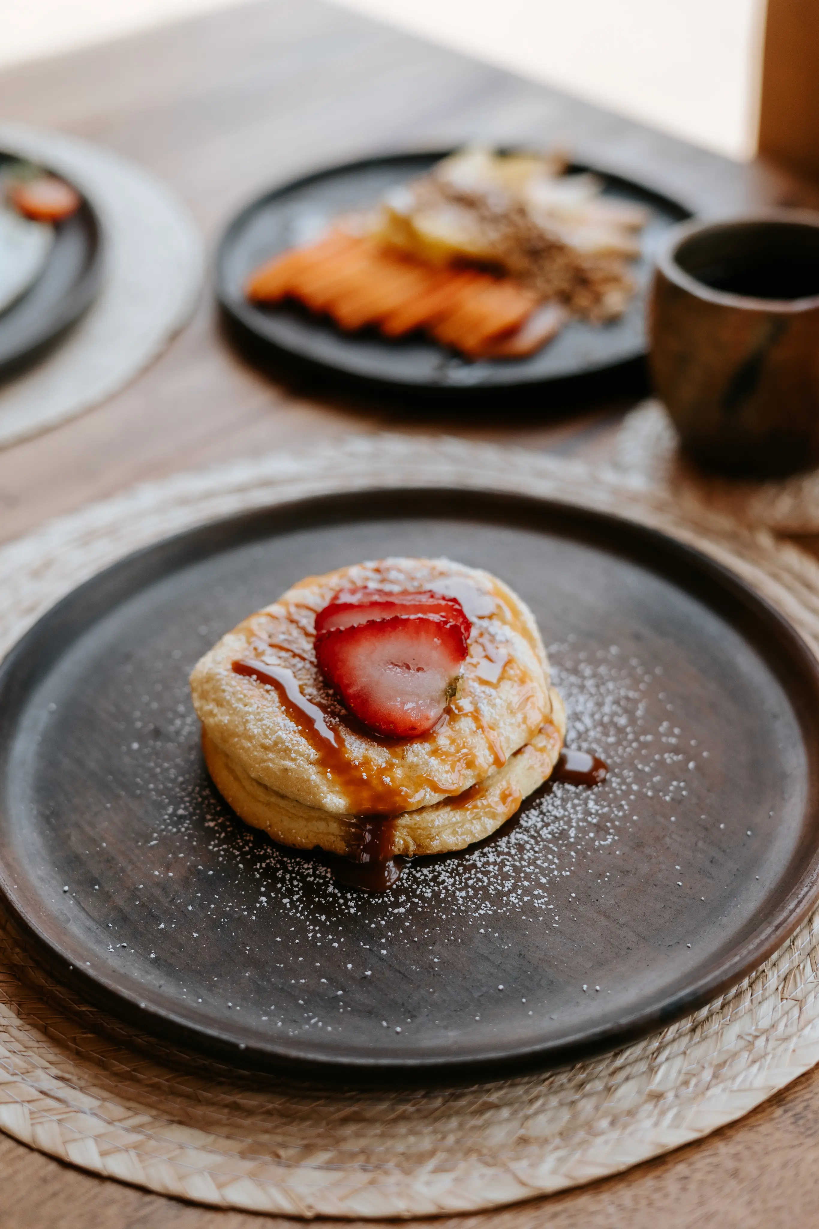 restaurant plate with deseert